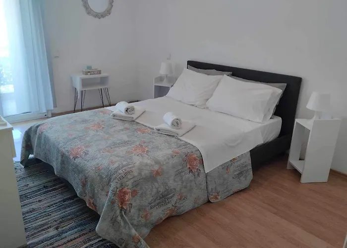 Διαμέρισμα - Sleeps 4 & Free Parking Χανιά