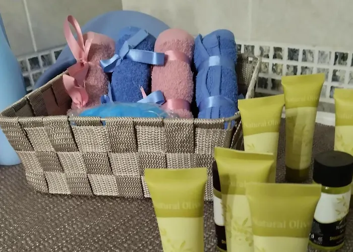 - Sleeps 4 & Free Parking *