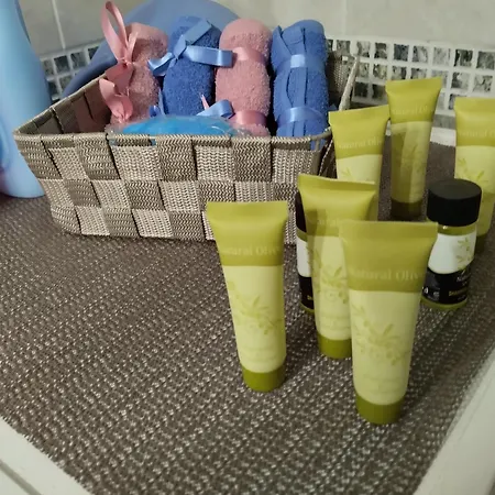 - Sleeps 4 & Free Parking Lägenhet