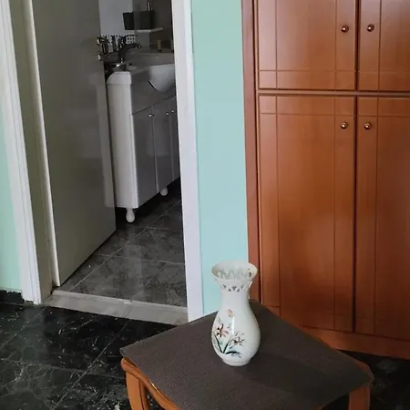 - Sleeps 4 & Free Parking * Chania (Crete)