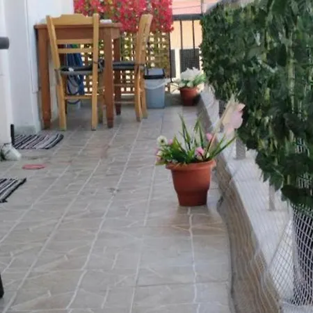- Sleeps 4 & Free Parking * Chania (Crete)