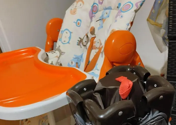 - Sleeps 4 & Free Parking * La Canea